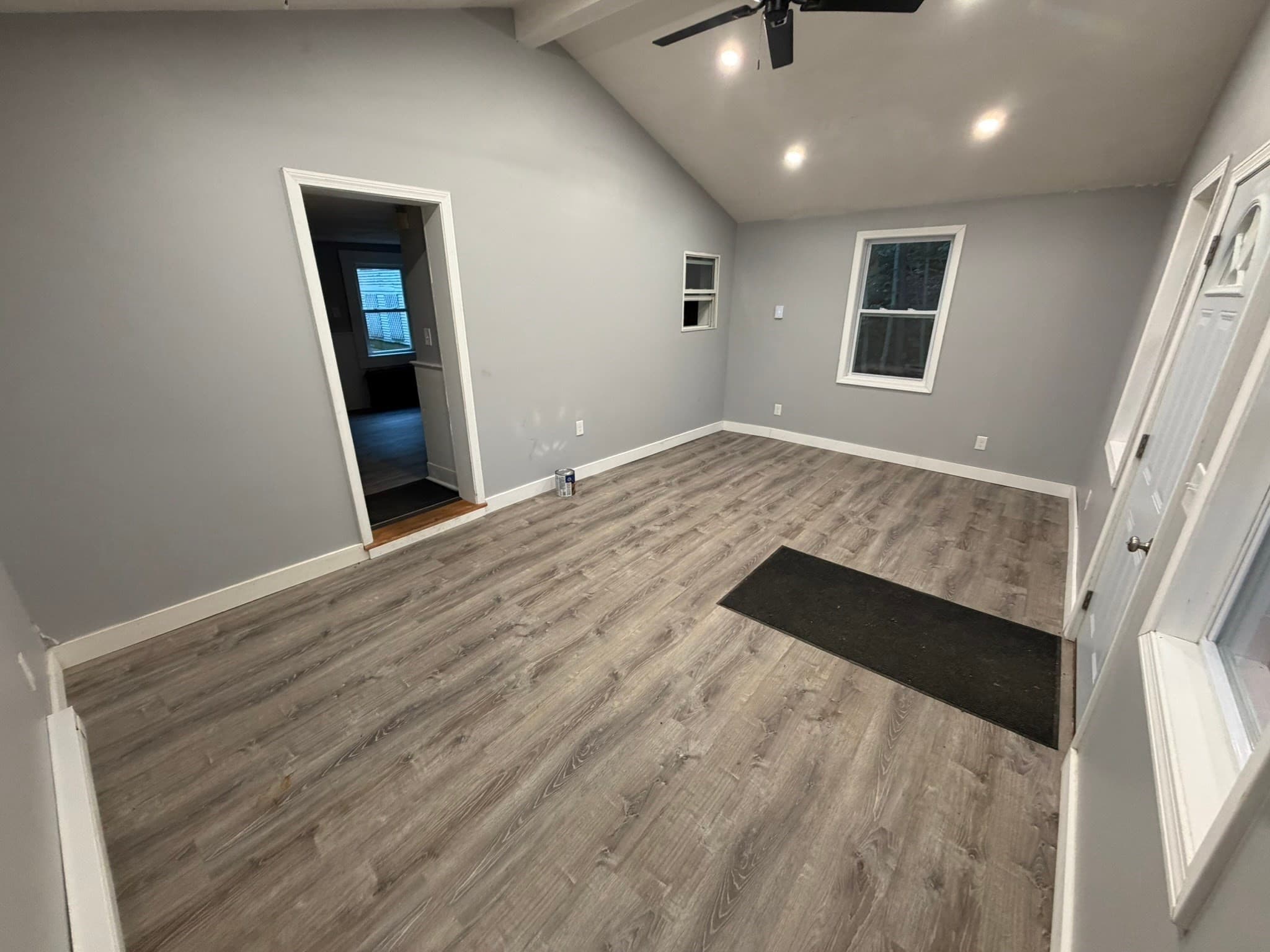 Single Family Residence at 12 Ryefield Rd, Fitchburg MA 01420, Fitchburg, photo 6 of 33