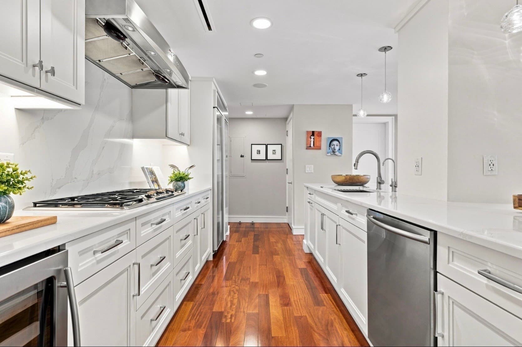 Condominium at 2 Battery Wharf, Boston MA 02109, Boston, photo 10 of 36