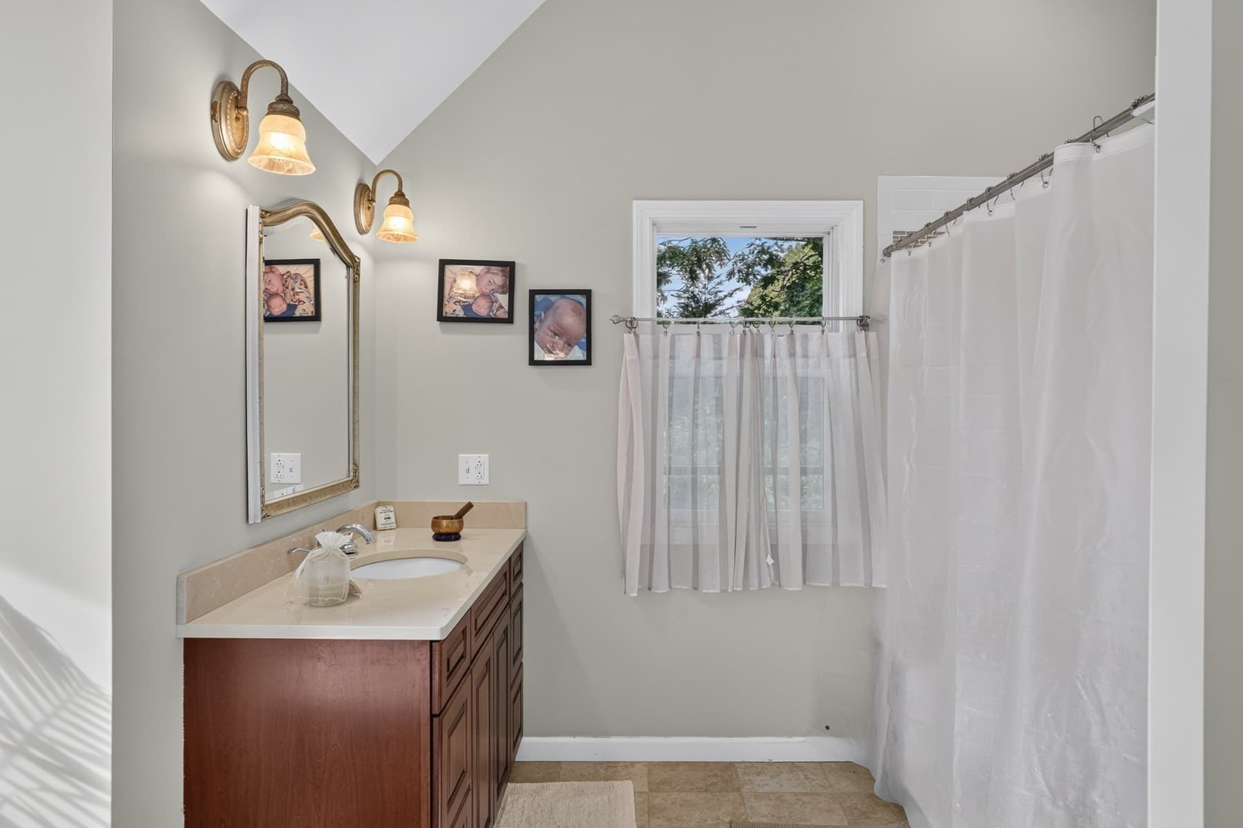 Single Family Residence at 68 Front Street, Oak Bluffs MA 02557, photo 27 of 36