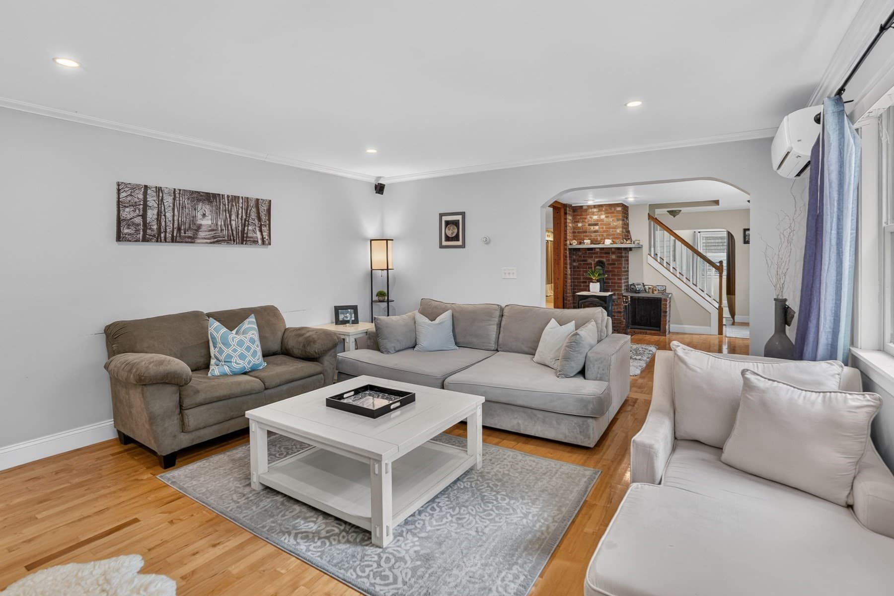 Single Family Residence at 68 Front Street, Oak Bluffs MA 02557, photo 13 of 36
