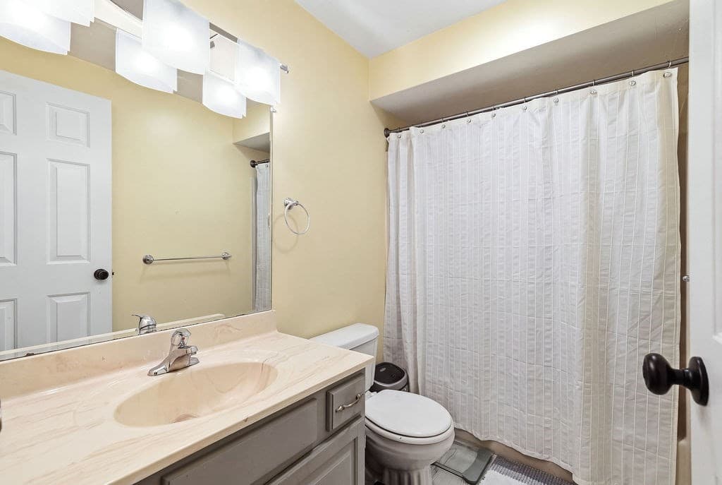 Condominium at 610 South Franklin Street # B204, Holbrook MA 02343, Holbrook, photo 15 of 24