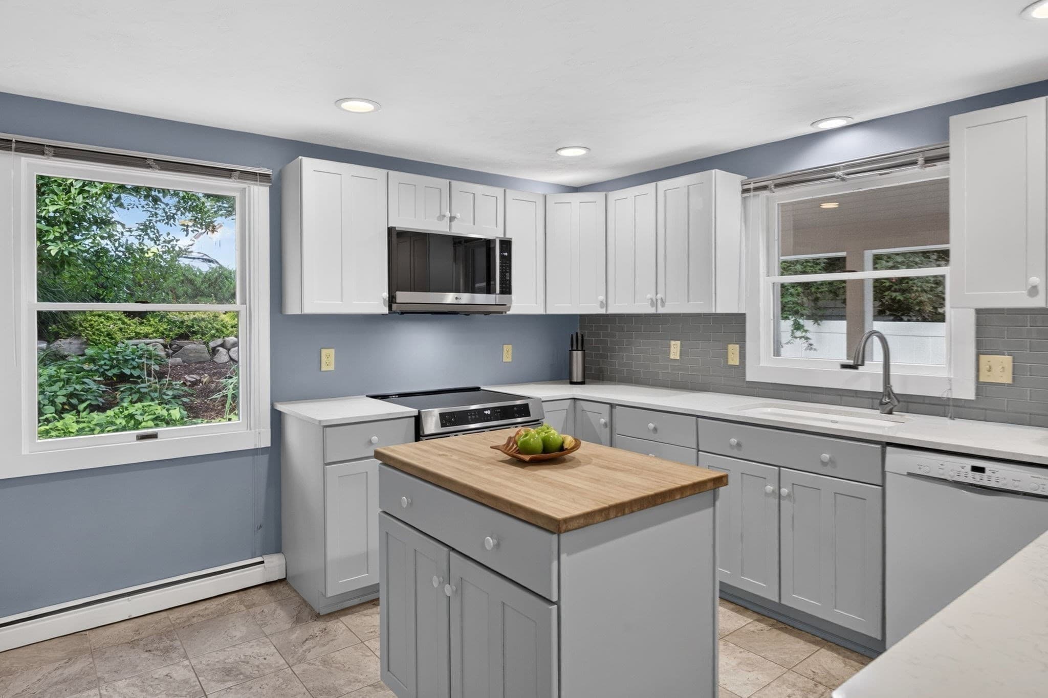 Single Family Residence at 34 Dexter Ave, Sandwich MA 02563, Sandwich, photo 18 of 39