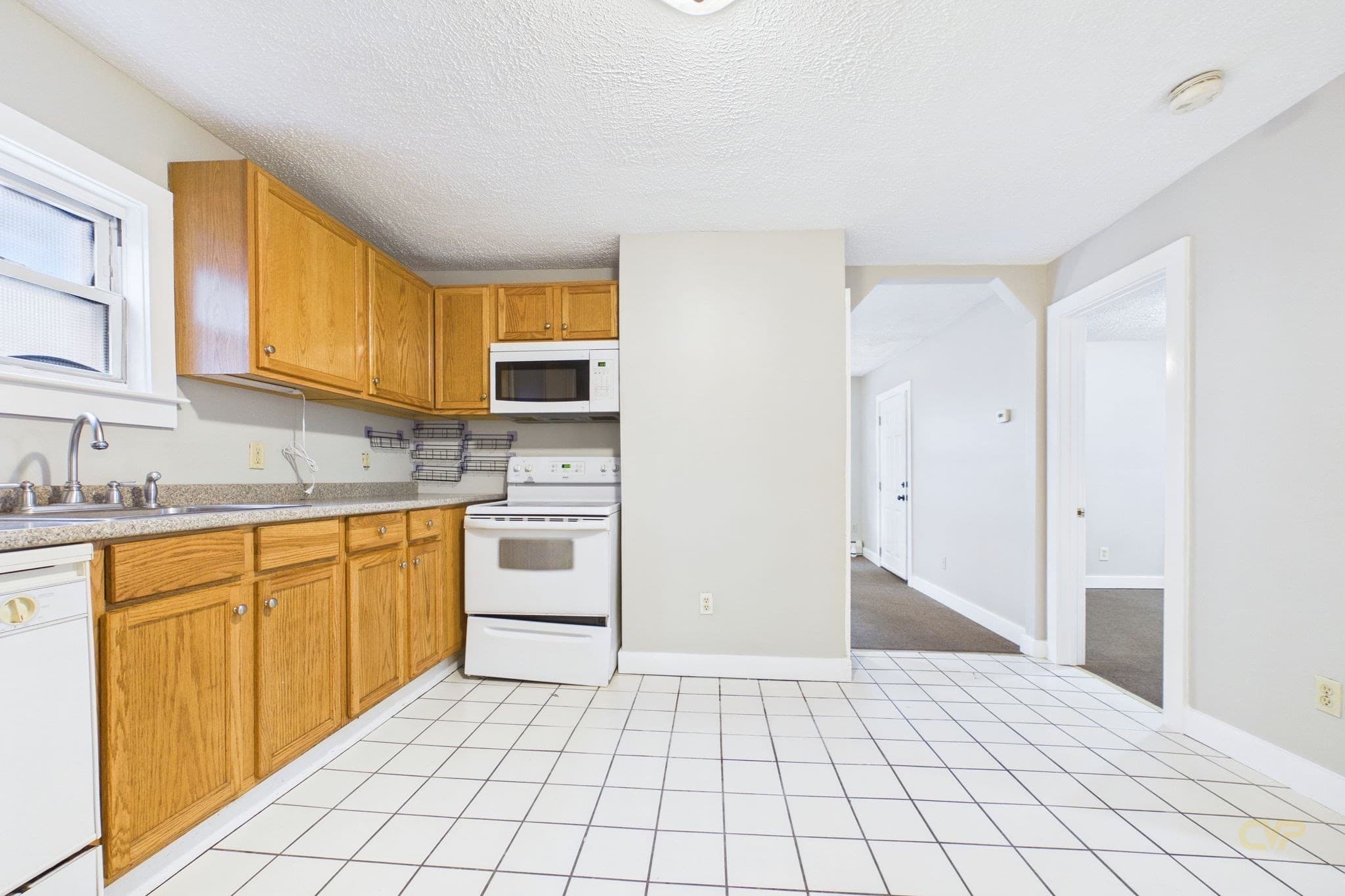 Multi Family at 33 Green Street, Fairhaven MA 02719, Fairhaven, photo 9 of 34