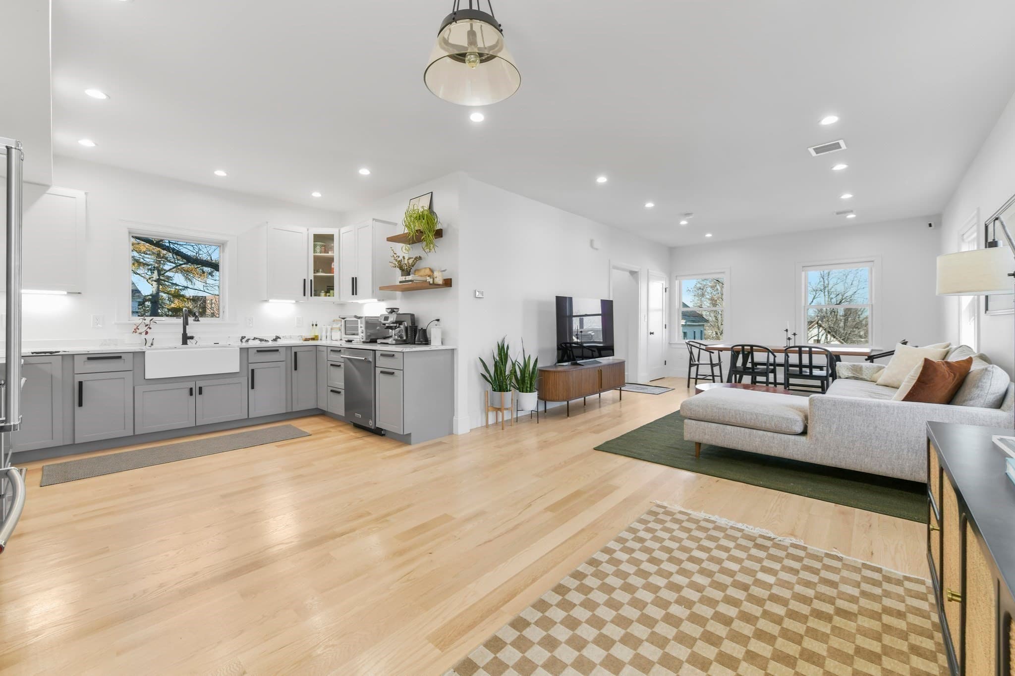 17 Akron St # 2, Boston MA 02119