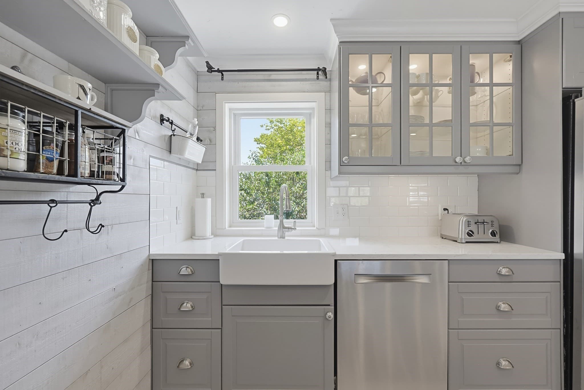 Condominium at 554 White Cliff Dr., Plymouth MA 02360, Plymouth, photo 2 of 40