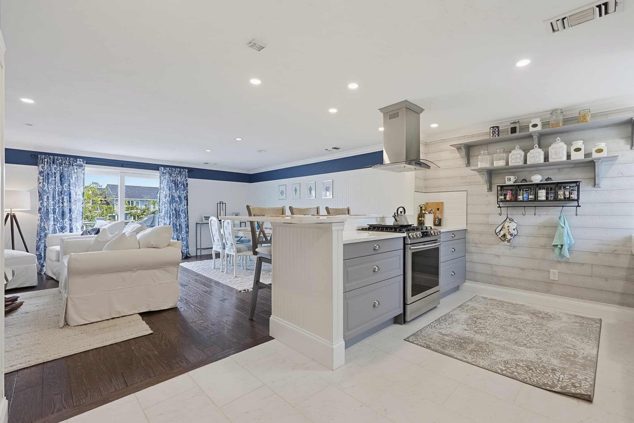 Condominium at 554 White Cliff Dr., Plymouth MA 02360, Plymouth, photo 13 of 40