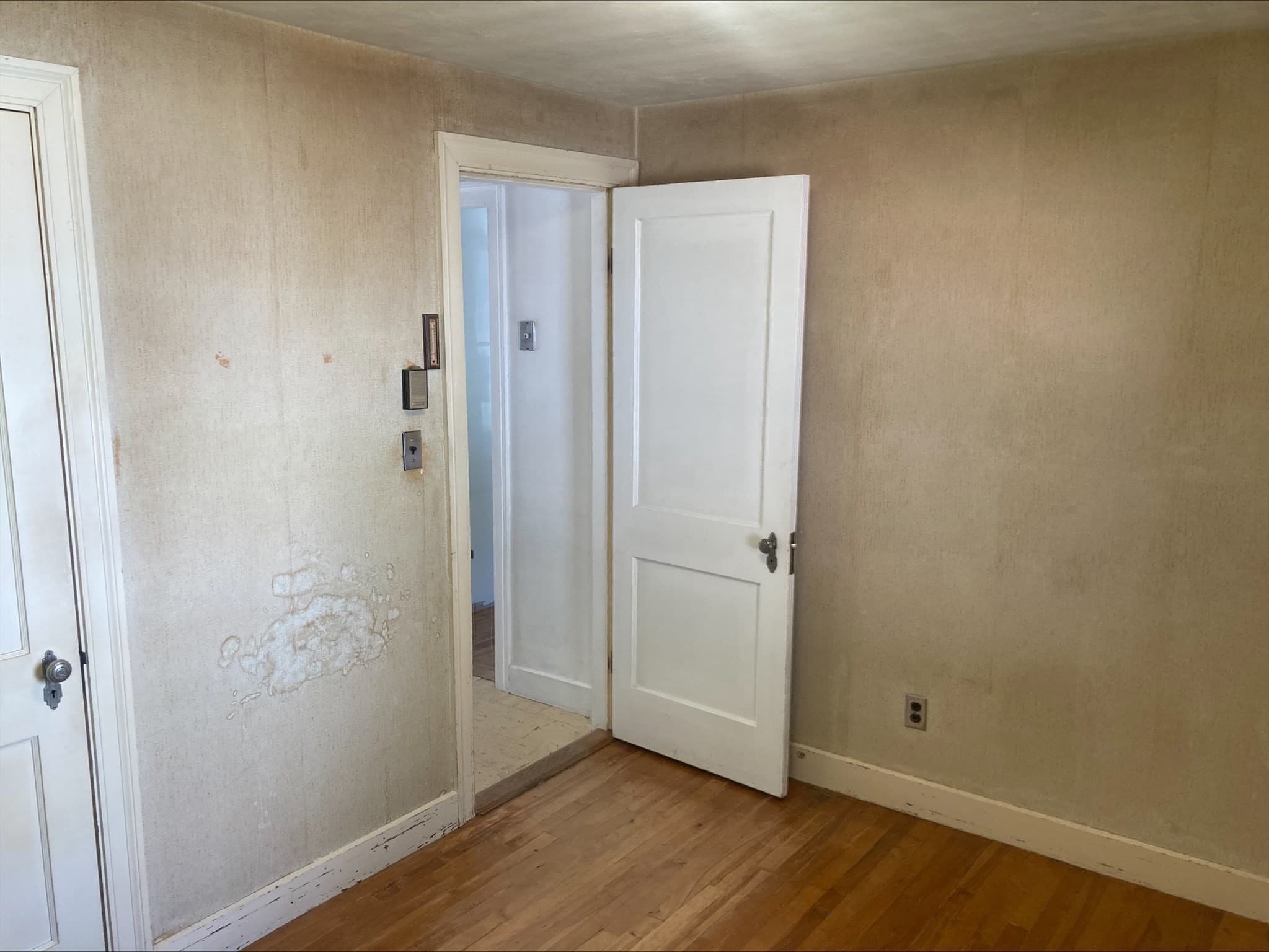 Single Family Residence at 17 Clive St, Worcester MA 01603, Worcester, photo 19 of 30