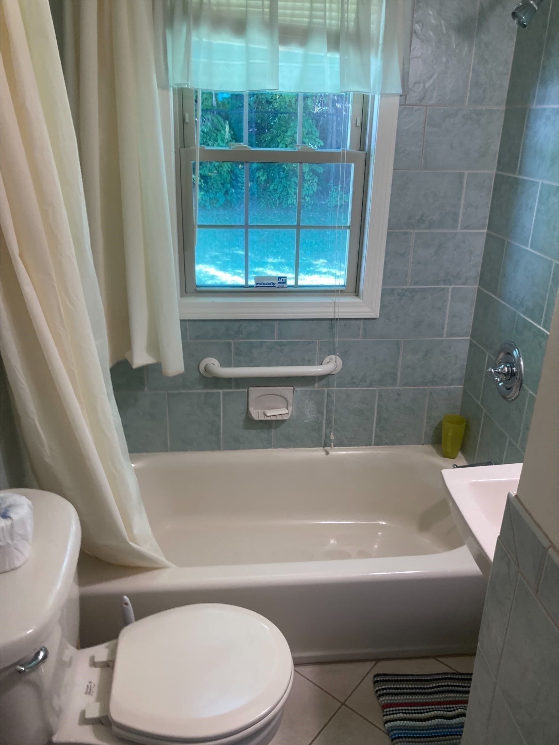 Single Family Residence at 17 Clive St, Worcester MA 01603, Worcester, photo 25 of 30