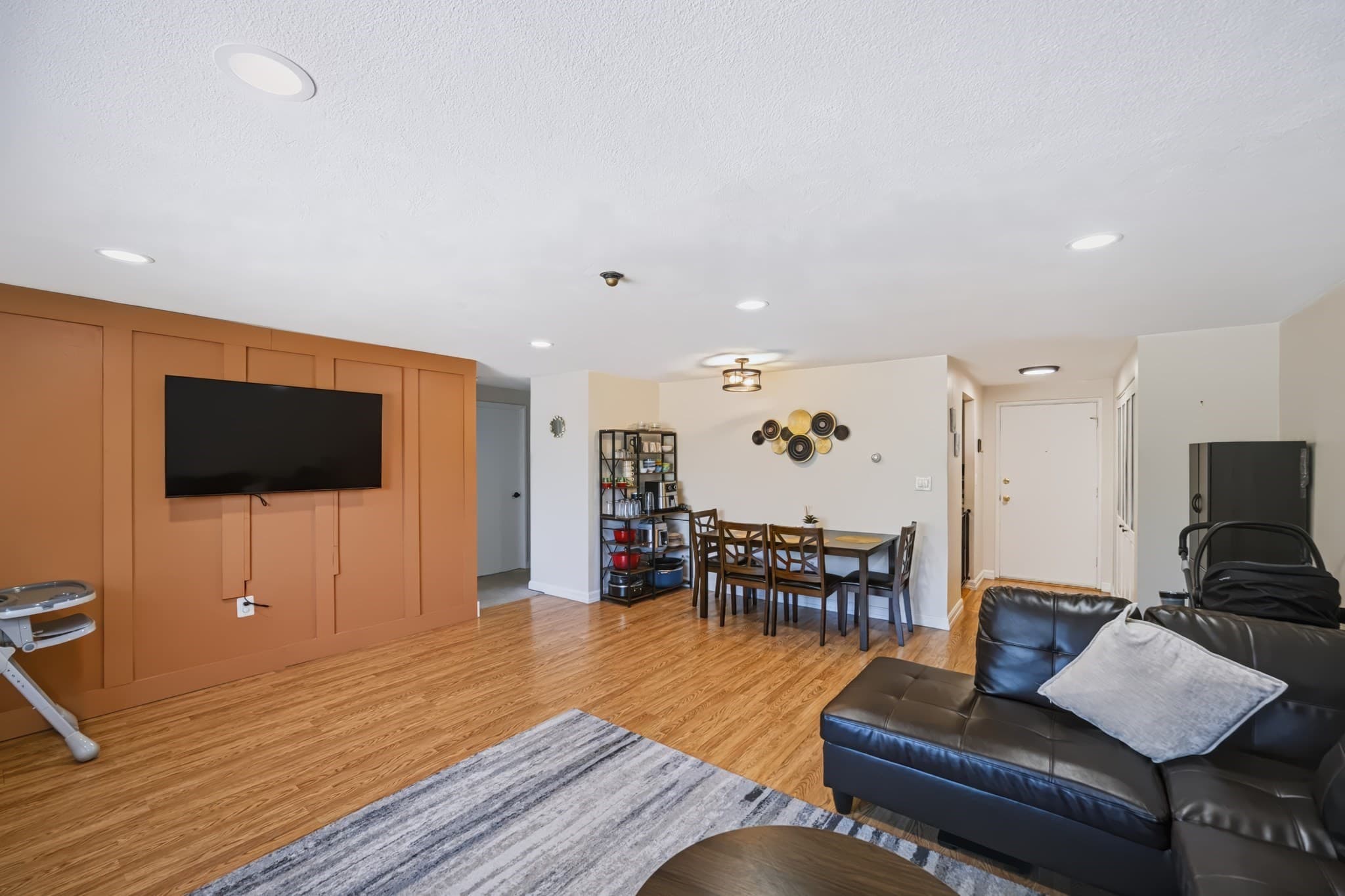 Condominium at 215 Winter St # 3P, Weymouth MA 02188, Weymouth, photo 3 of 27