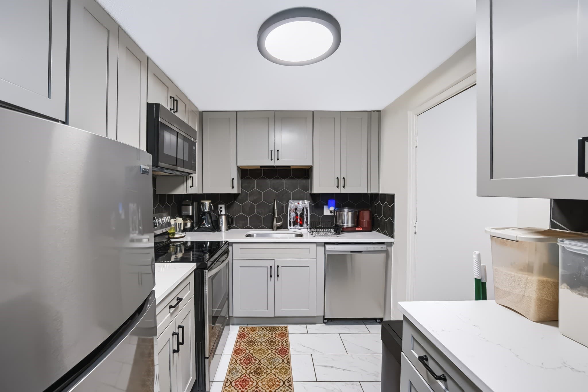 Condominium at 215 Winter St # 3P, Weymouth MA 02188, Weymouth, photo 11 of 27