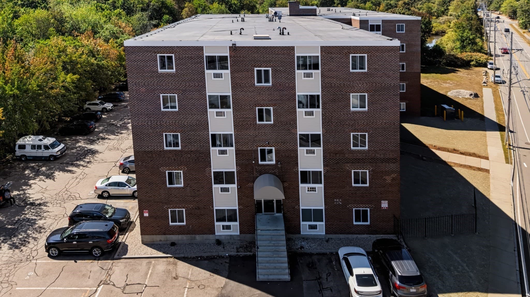 Condominium at 215 Winter St # 3P, Weymouth MA 02188, Weymouth, photo 25 of 27