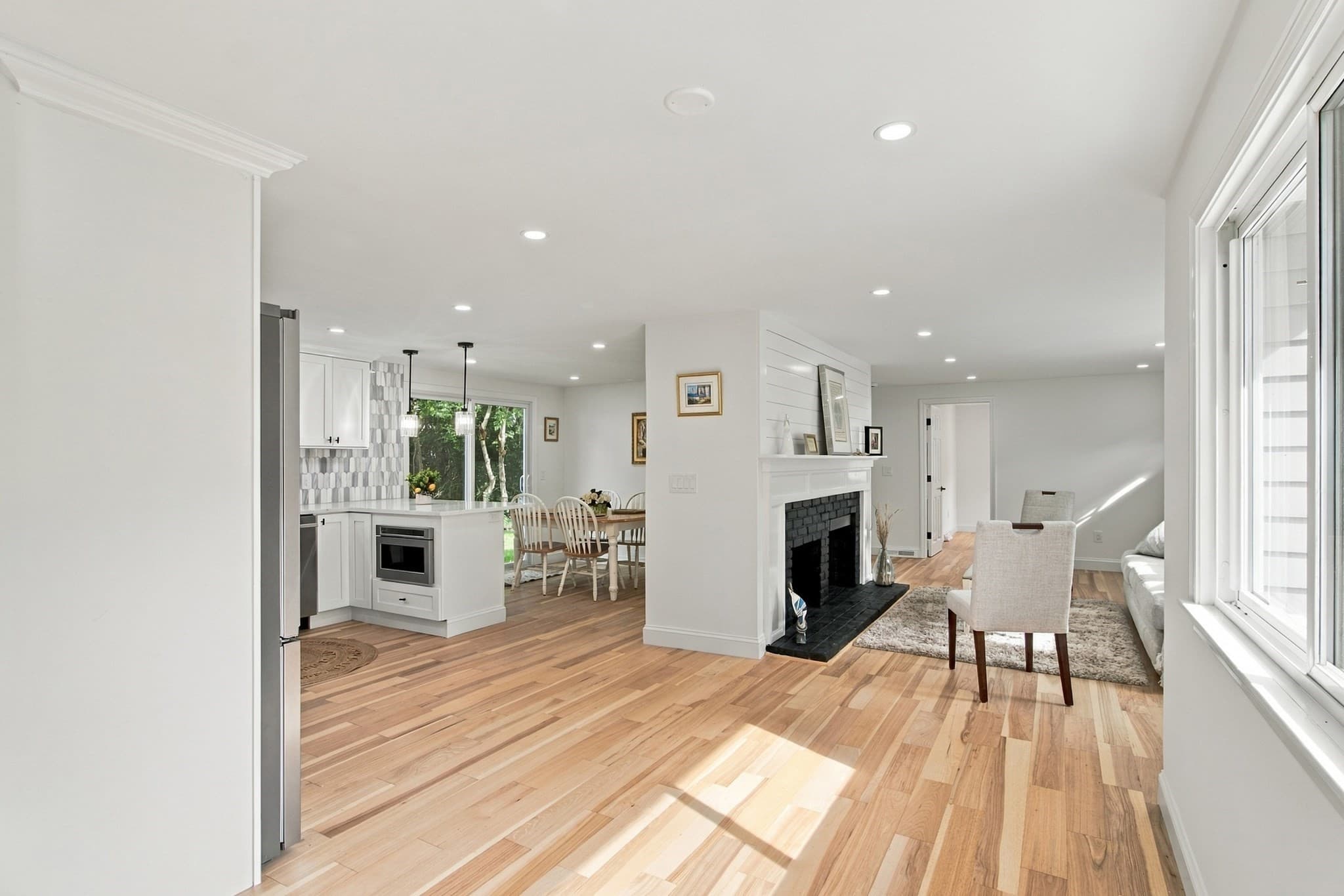 Single Family Residence at 43 Quaker Rd, Barnstable MA 02601, Barnstable, photo 3 of 18