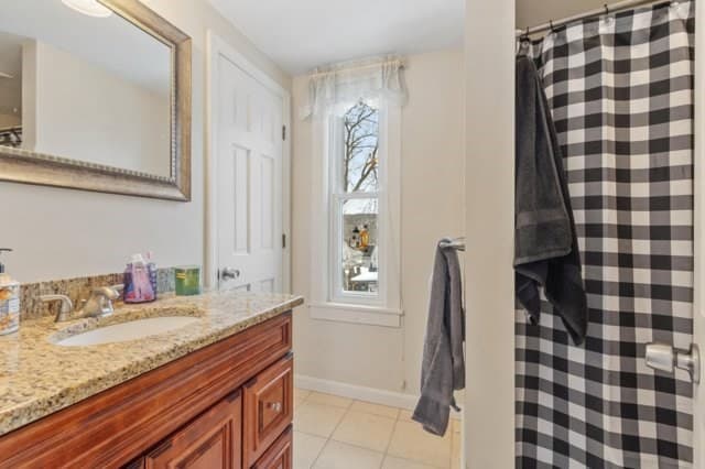 3 Family at 29 Forest Street, Fitchburg MA 01420, Fitchburg, photo 14 of 33