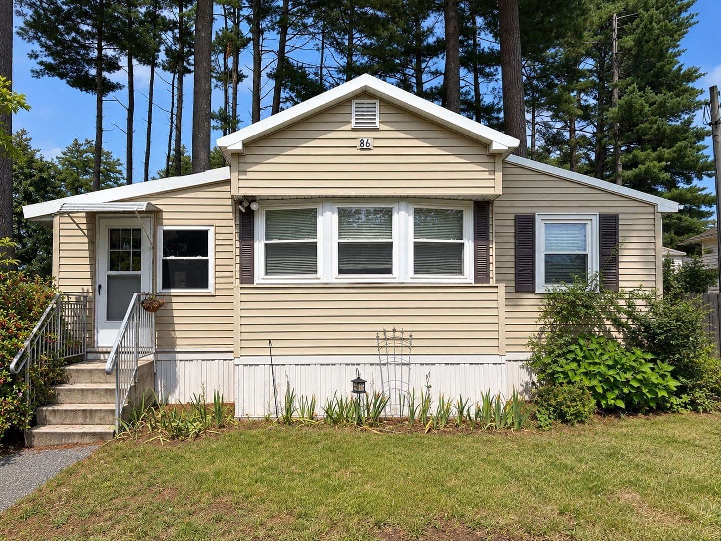 281 Chauncey Walker Street # 86B, Belchertown MA 01007