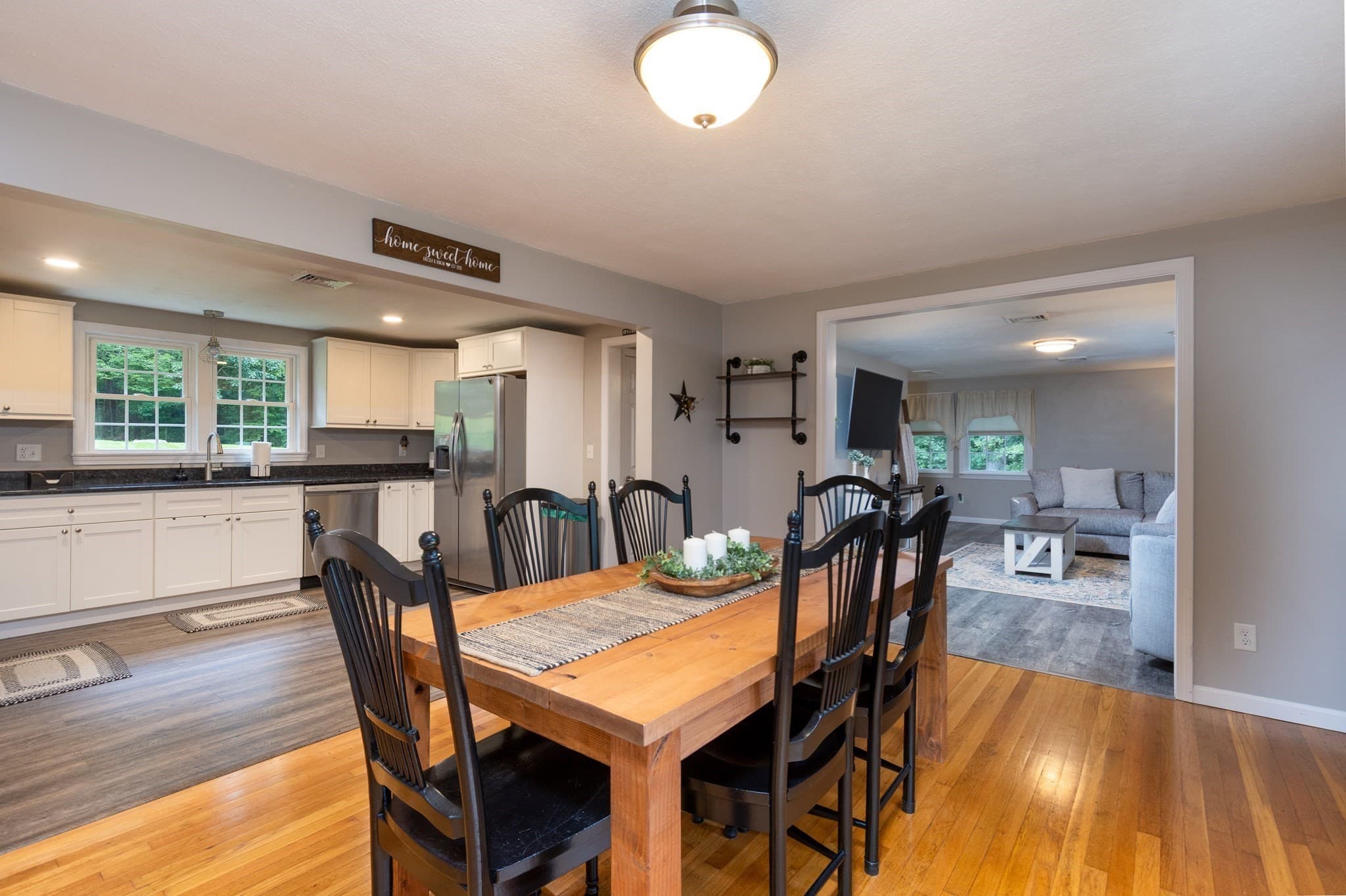 Single Family Residence at 113 Charlton Rd, Spencer MA 01562, Spencer, photo 6 of 32