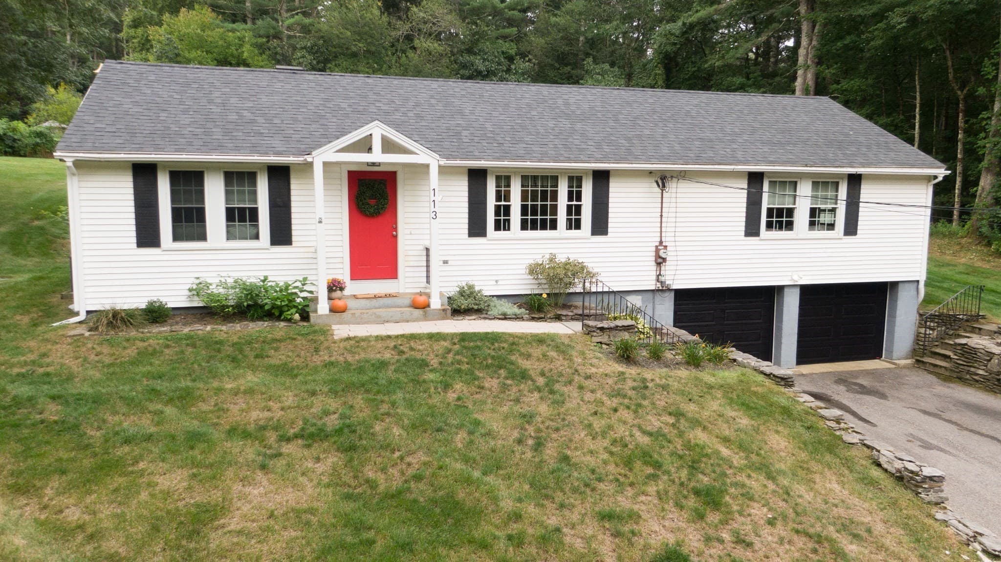 113 Charlton Rd, Spencer MA 01562
