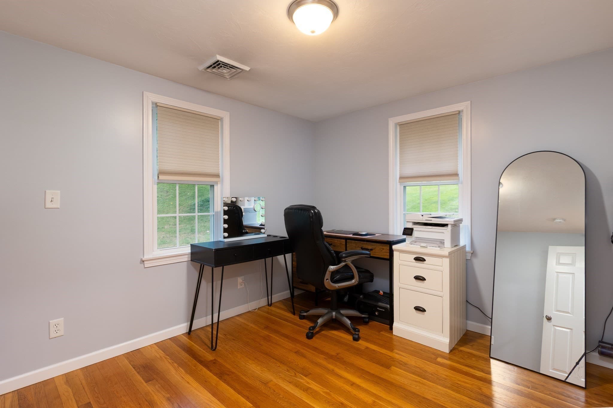 Single Family Residence at 113 Charlton Rd, Spencer MA 01562, Spencer, photo 15 of 32