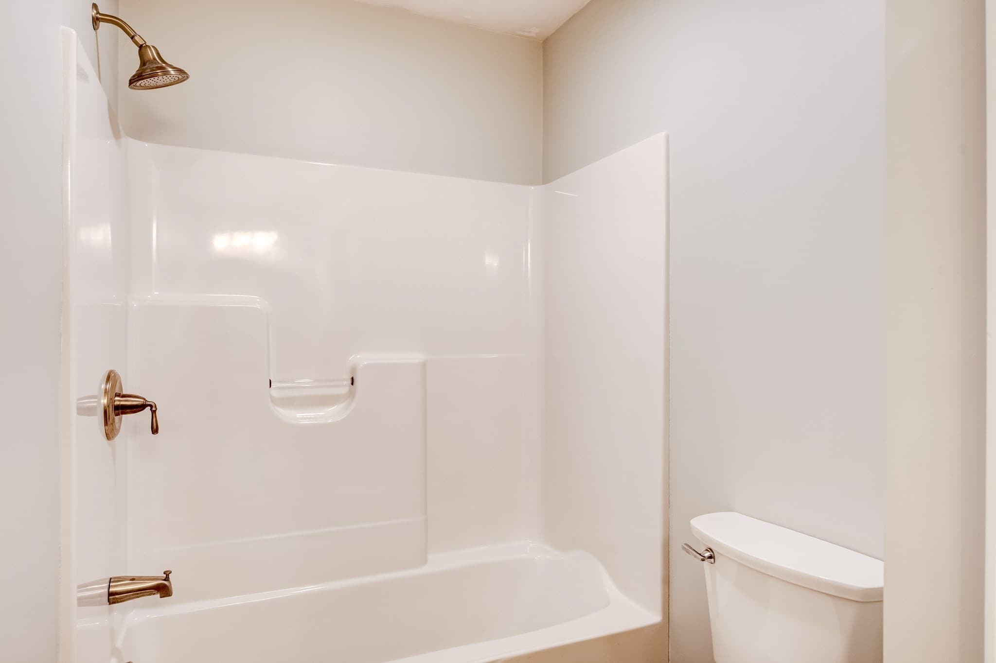 Condominium at 658 Massachusetts Ave # 3, Lunenburg MA 01462, Lunenburg, photo 27 of 41
