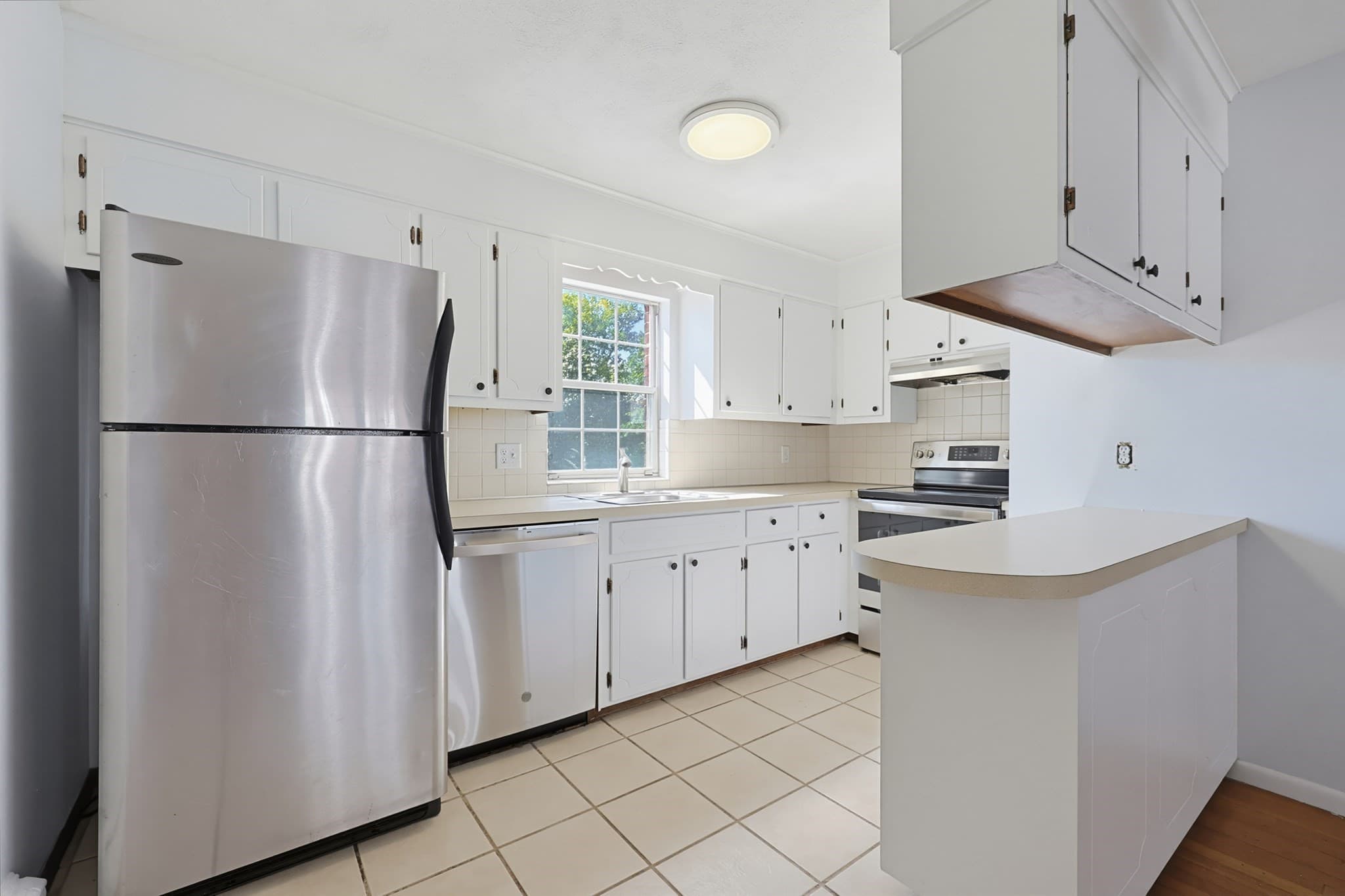 Condominium at 130 Parker St # L4, Acton MA 01720, Acton, photo 13 of 20