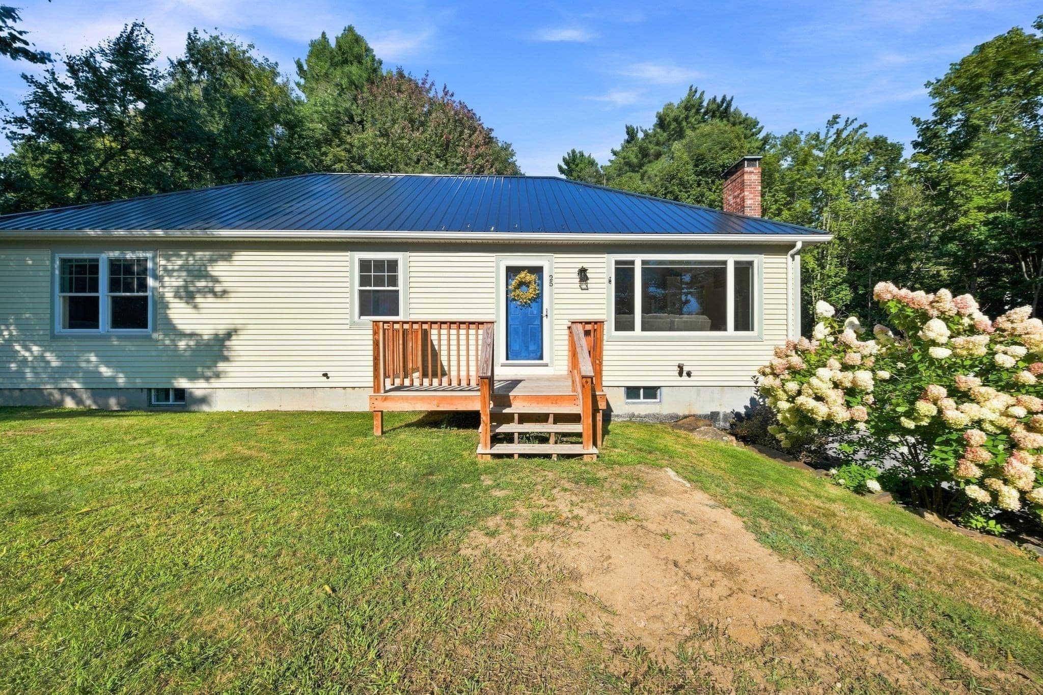 Single Family Residence at 25 Ridgewood Dr, Gilmanton NH 03237, Gilmanton, photo 2 of 42