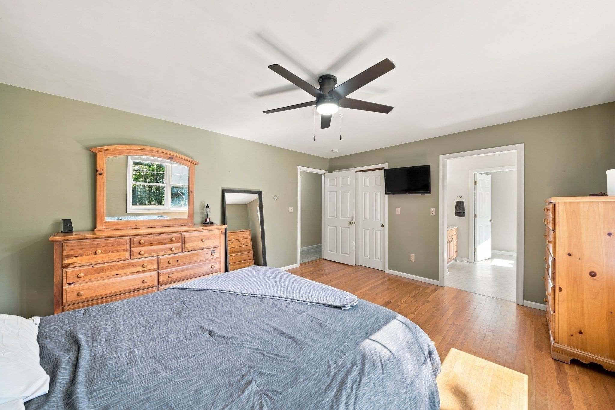 Single Family Residence at 25 Ridgewood Dr, Gilmanton NH 03237, Gilmanton, photo 21 of 42