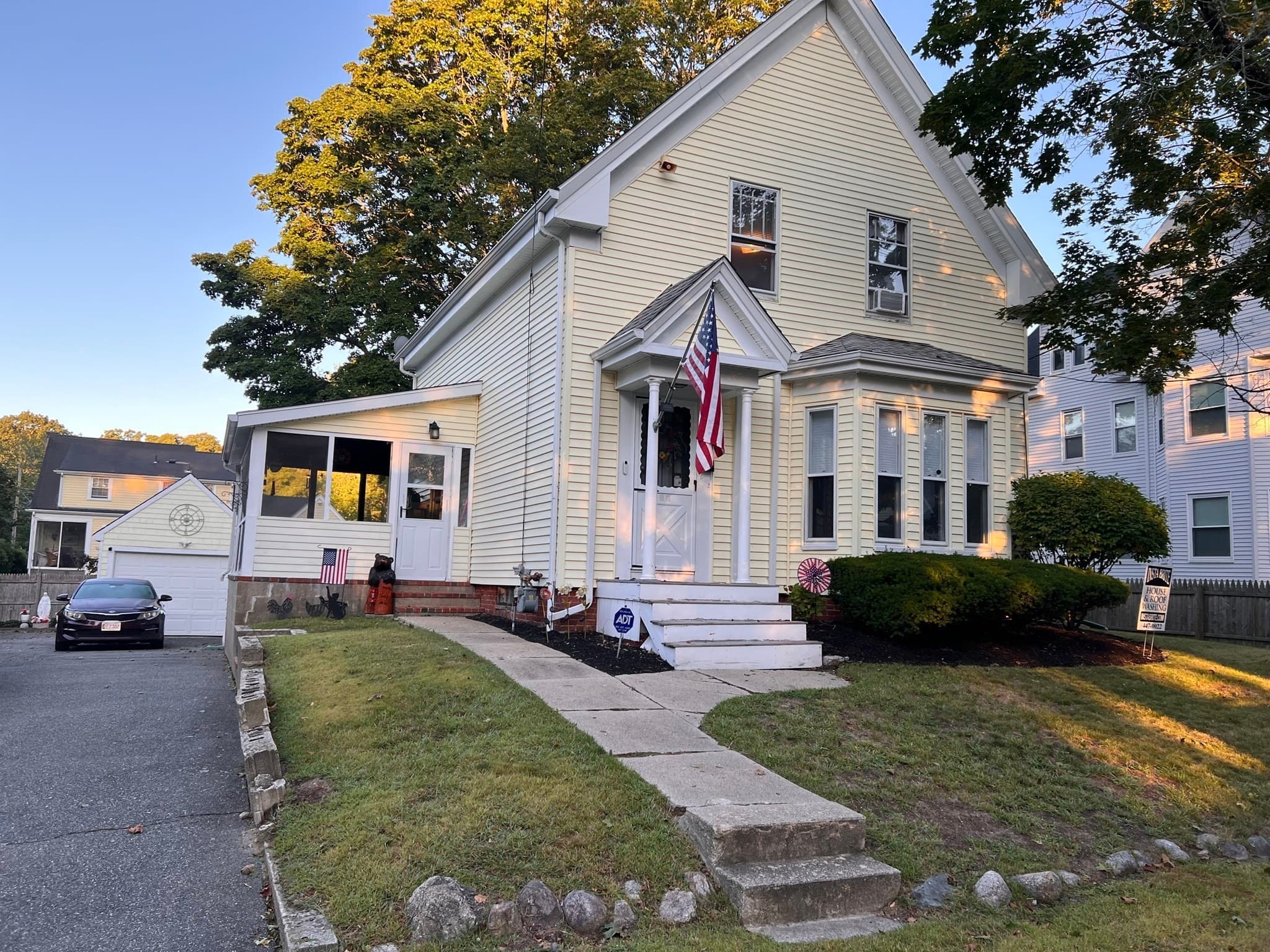 93 Stetson Str, Whitman MA 02382