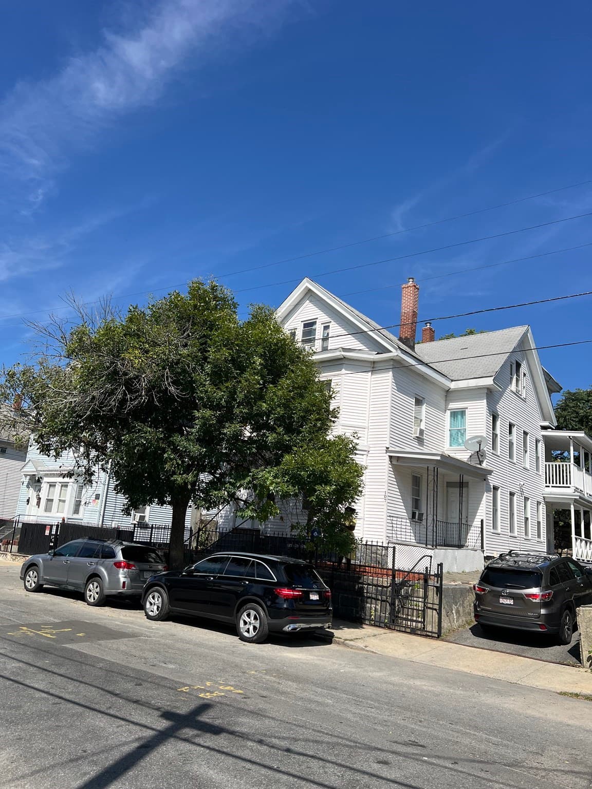 3 Family - 3 Units Up/Down at 107 Oxford Street, Lawrence MA 01841, Lawrence, photo 2 of 41