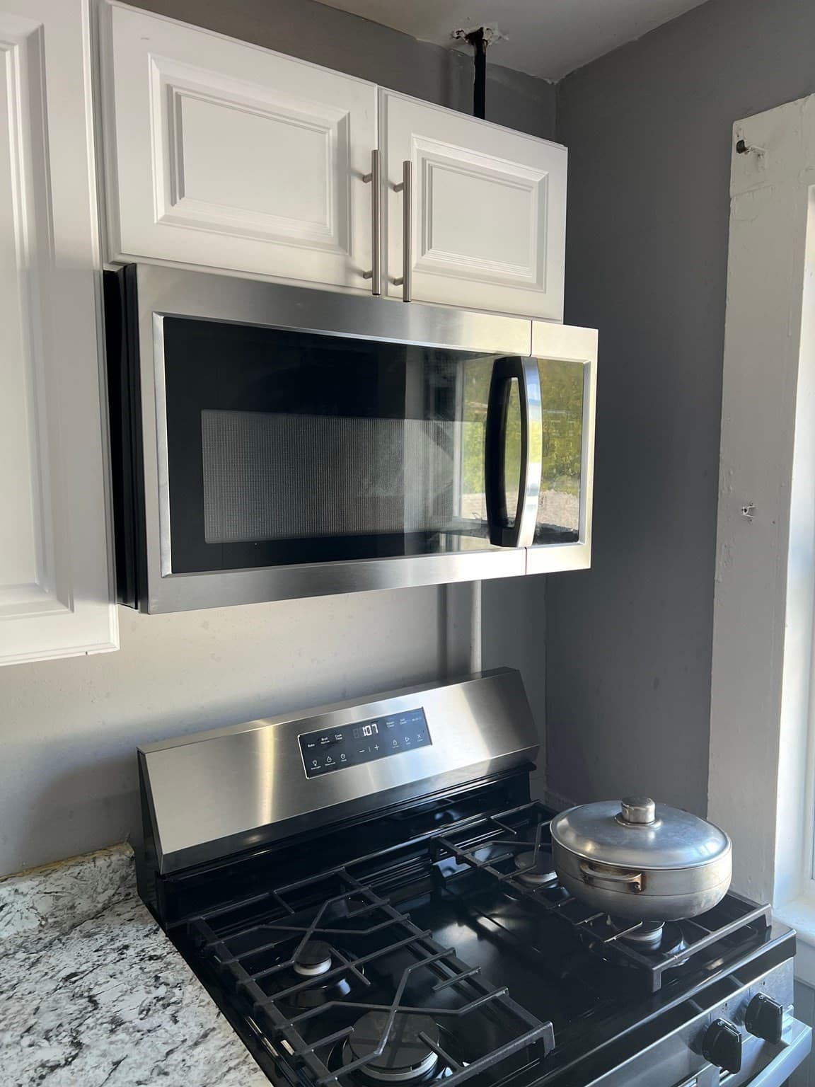 3 Family - 3 Units Up/Down at 107 Oxford Street, Lawrence MA 01841, Lawrence, photo 18 of 41
