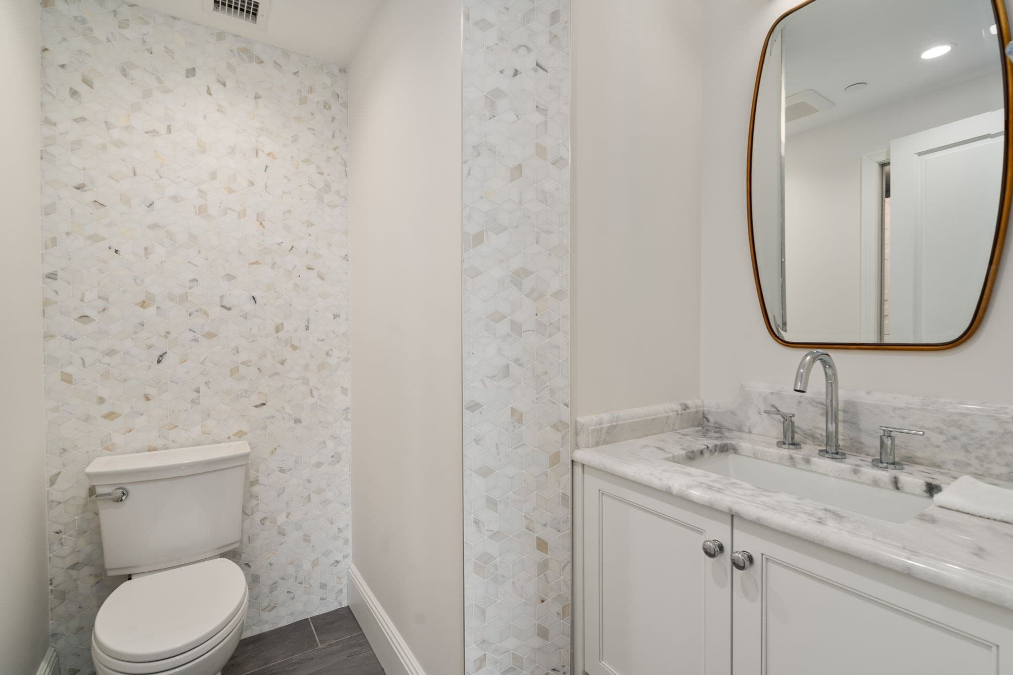 Condominium at 20 Rowes Wharf # 701, Boston MA 02110, photo 26 of 41