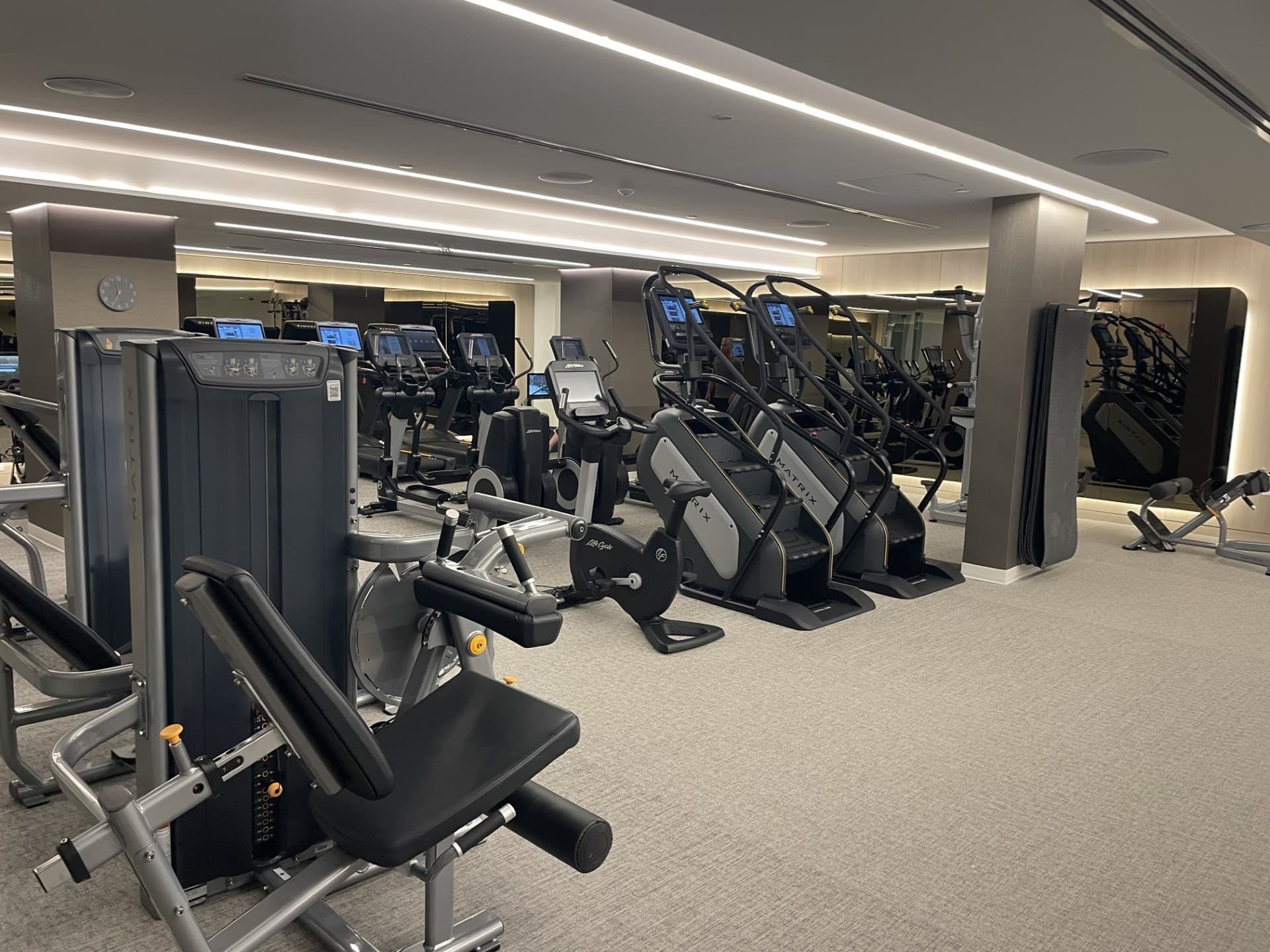 Condominium at 20 Rowes Wharf # 701, Boston MA 02110, photo 34 of 41