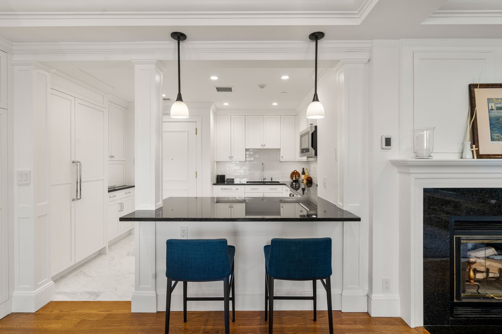 Condominium at 20 Rowes Wharf # 701, Boston MA 02110, photo 11 of 41