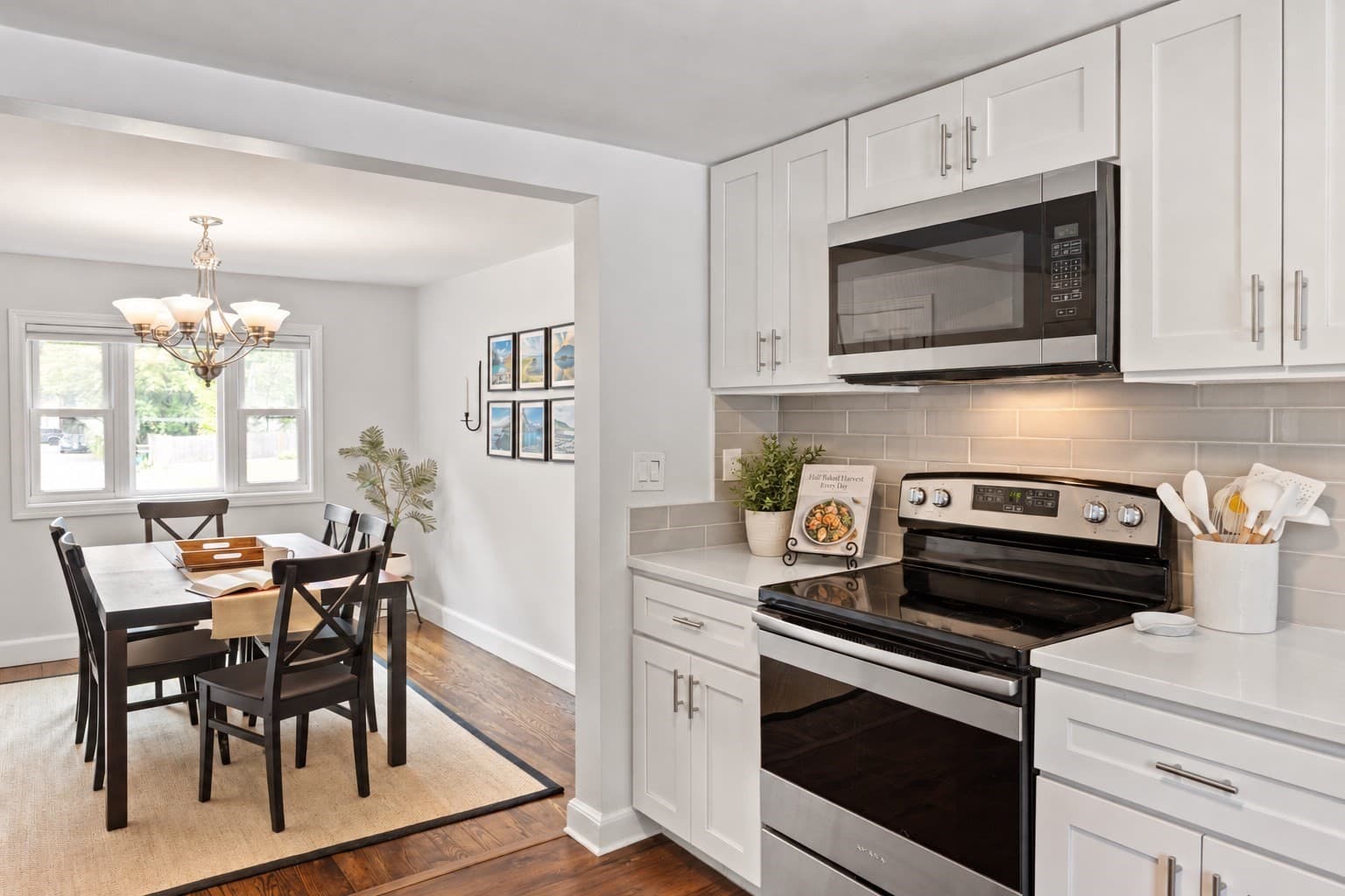 Single Family Residence at 10 Suffolk Rd, Sharon MA 02067, Sharon, photo 5 of 40