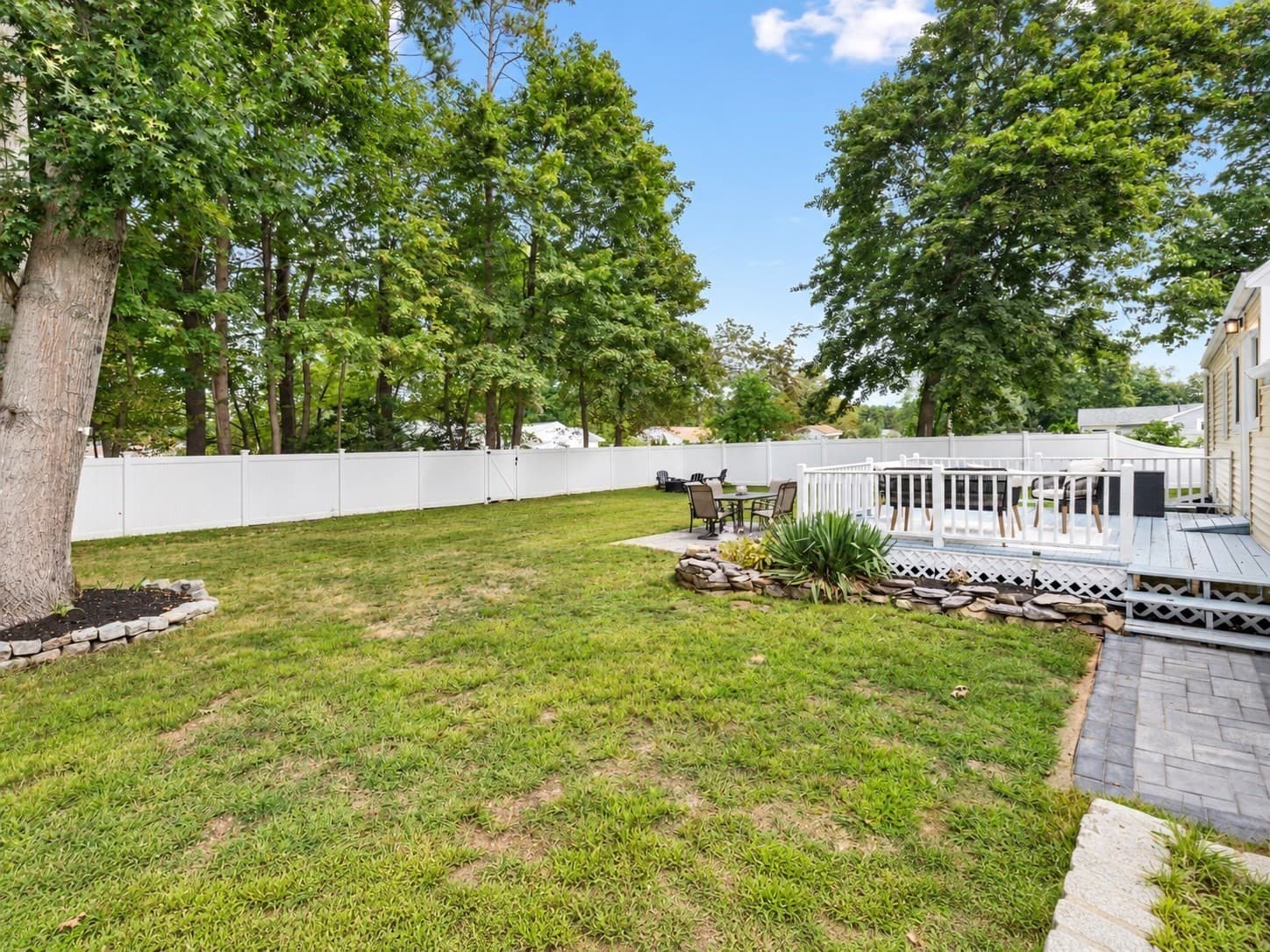 Single Family Residence at 10 Suffolk Rd, Sharon MA 02067, Sharon, photo 34 of 40