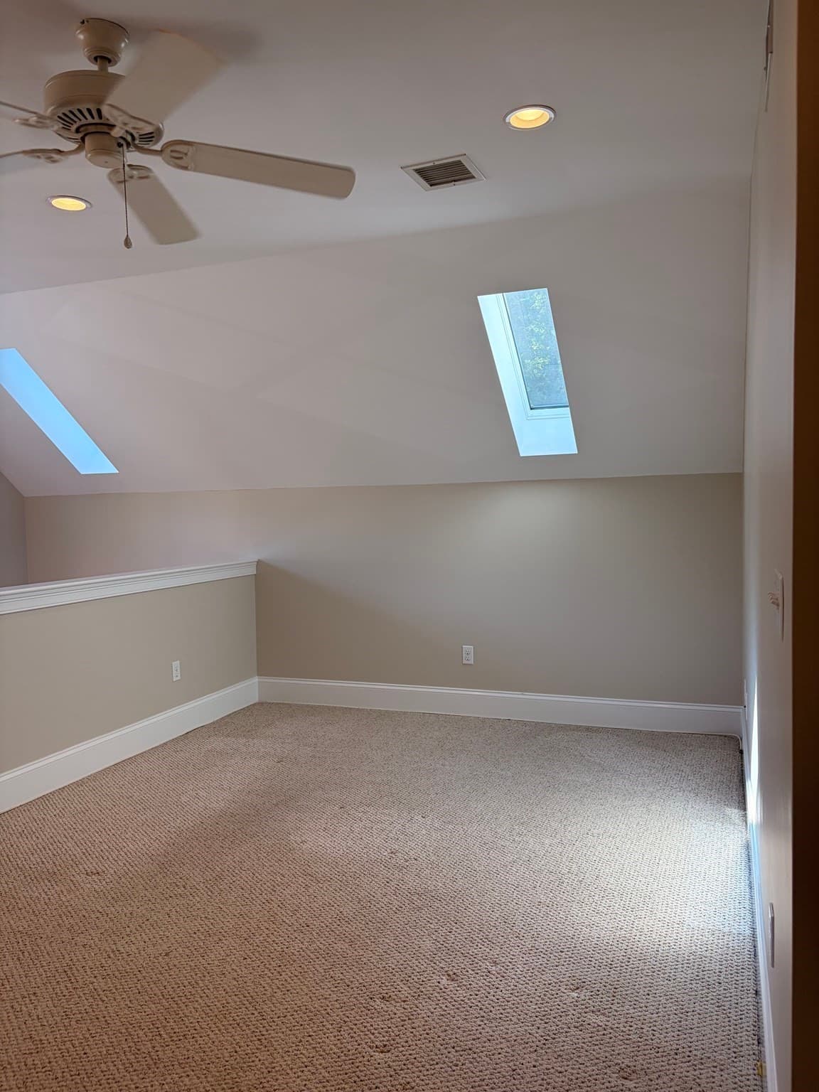Condominium at 38 Hathaway Pond Cir # 38, Rochester MA 02770, Rochester, photo 18 of 32