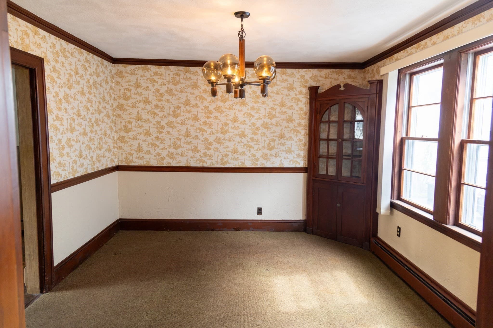 Single Family Residence at 16 Avalon Rd, Malden MA 02148, Malden, photo 5 of 11