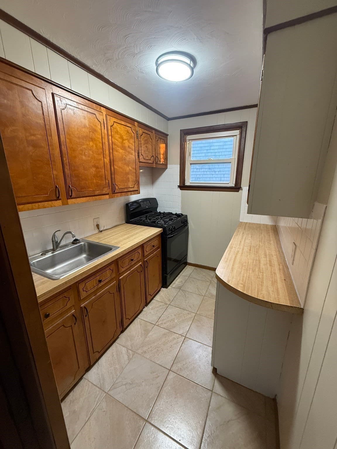 3 Family at 251 Cory, Fall River MA 02720, Fall River, photo 7 of 14