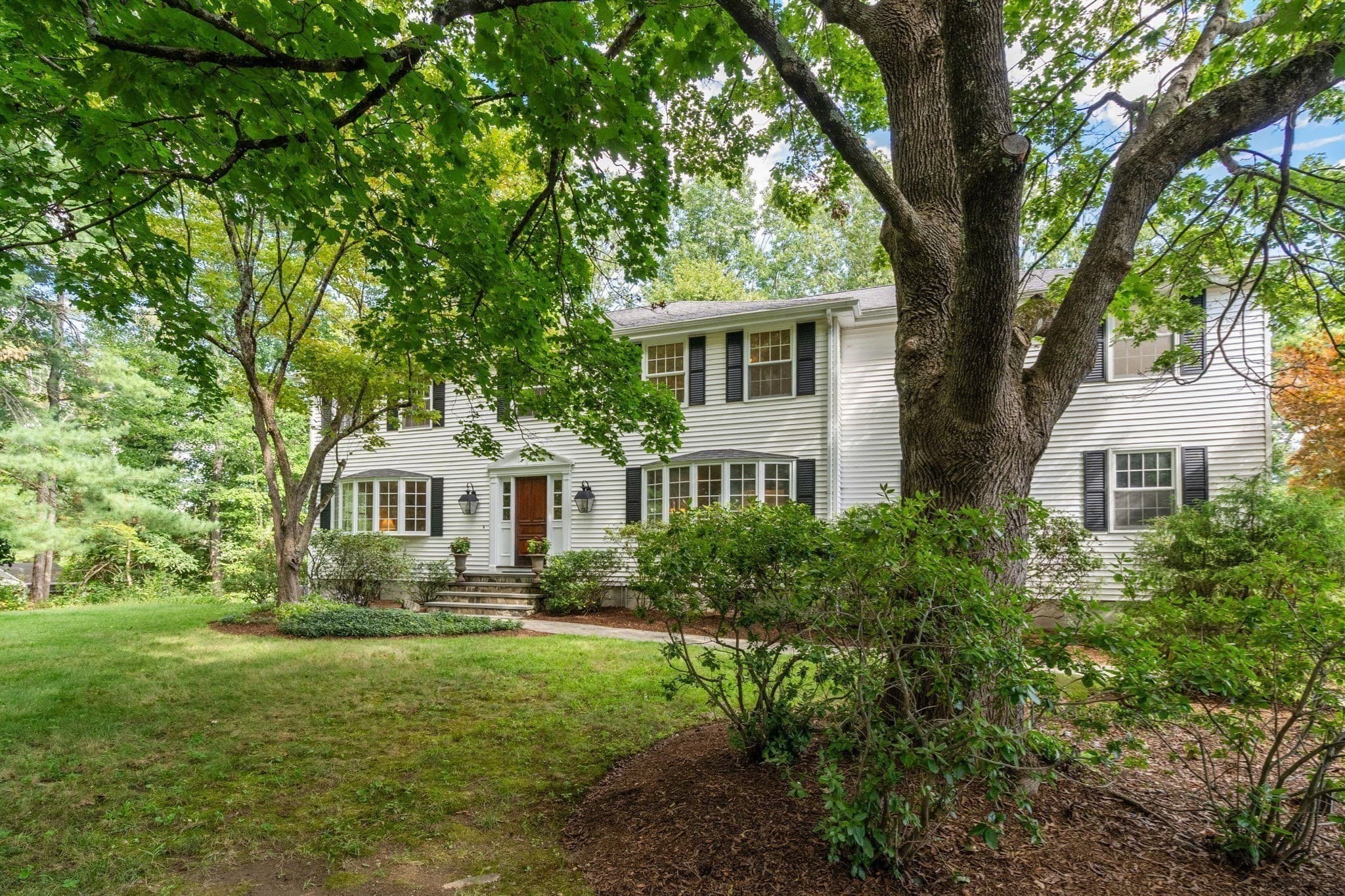 Single Family Residence at 10 Circle Dr, Dover MA 02030, Dover, photo 3 of 39