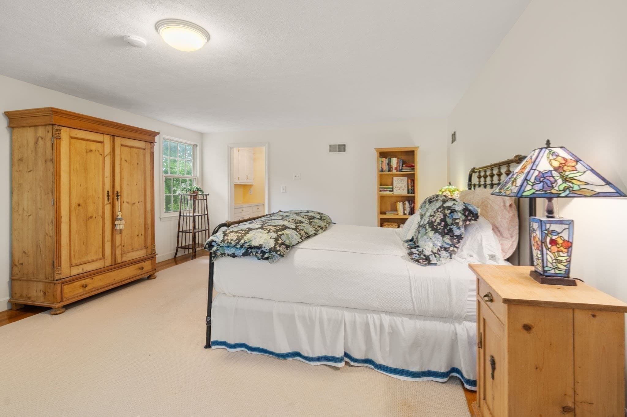 Single Family Residence at 10 Circle Dr, Dover MA 02030, Dover, photo 20 of 39