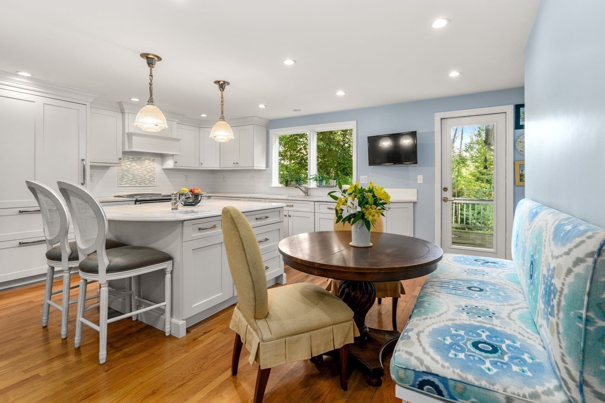 Single Family Residence at 10 Circle Dr, Dover MA 02030, Dover, photo 10 of 39