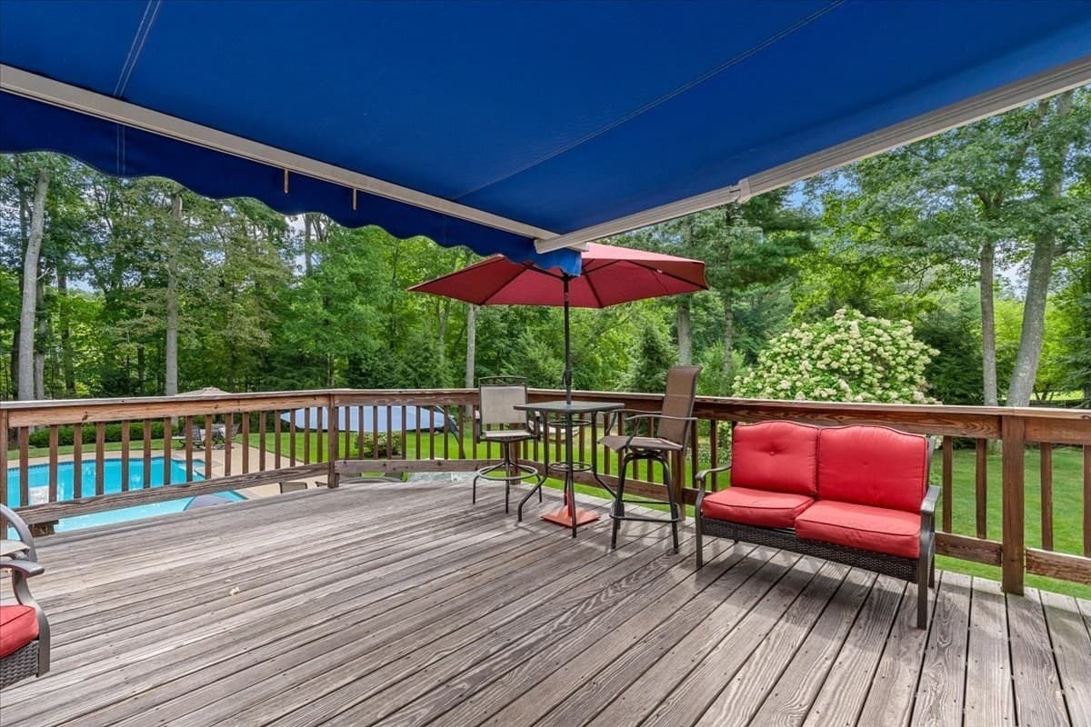 Single Family Residence at 121 Twin Fawn Dr, Hanover MA 02339, Hanover, photo 31 of 42