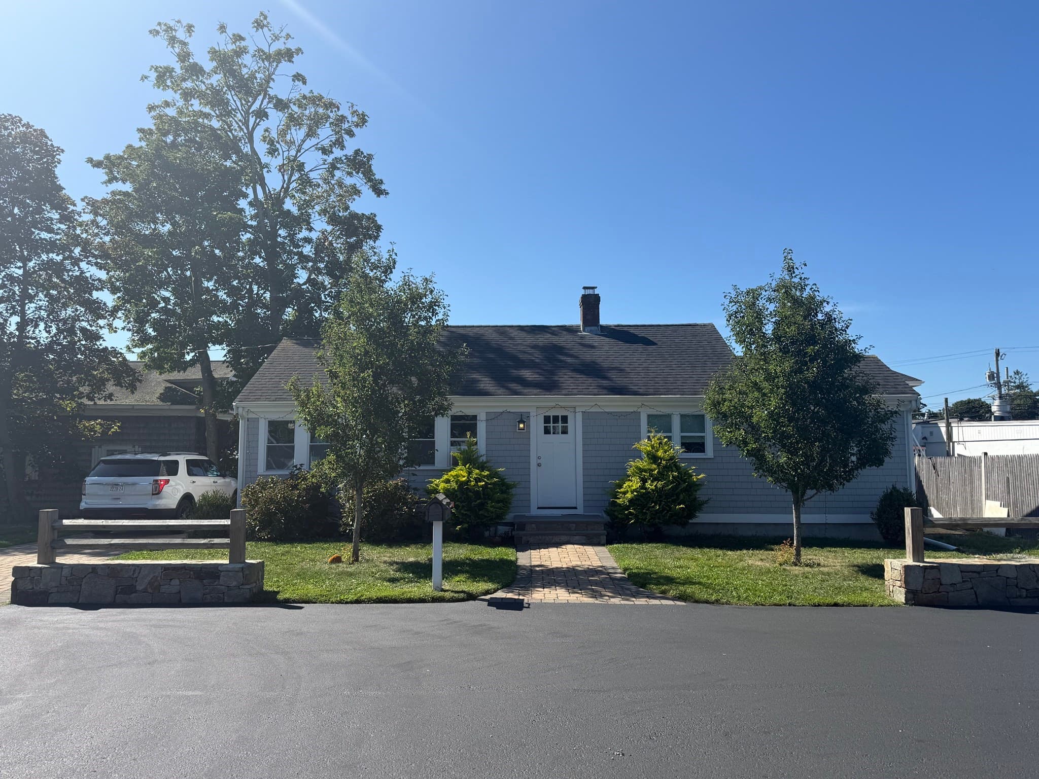 Single Family Residence at 19 Spring St, Barnstable MA 02601, Barnstable, photo 2 of 6