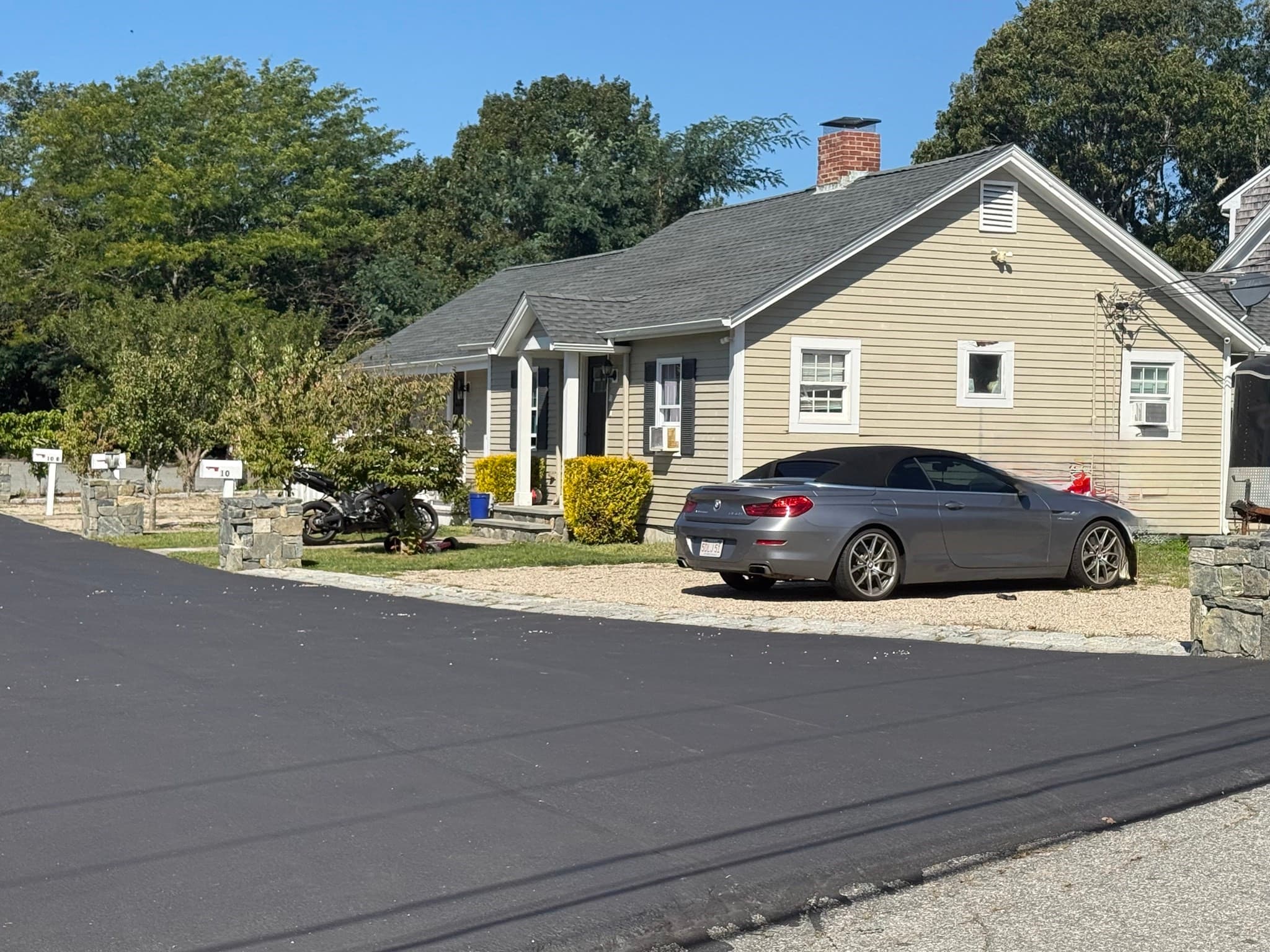 3 Family at 10 Stuart St, Barnstable MA 02601, Barnstable, photo 4 of 4
