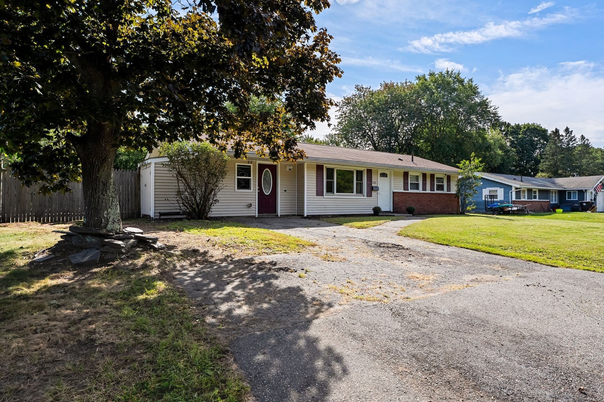 Single Family Residence at 131 Elsie Rd, Brockton MA 02032, Brockton, photo 3 of 31