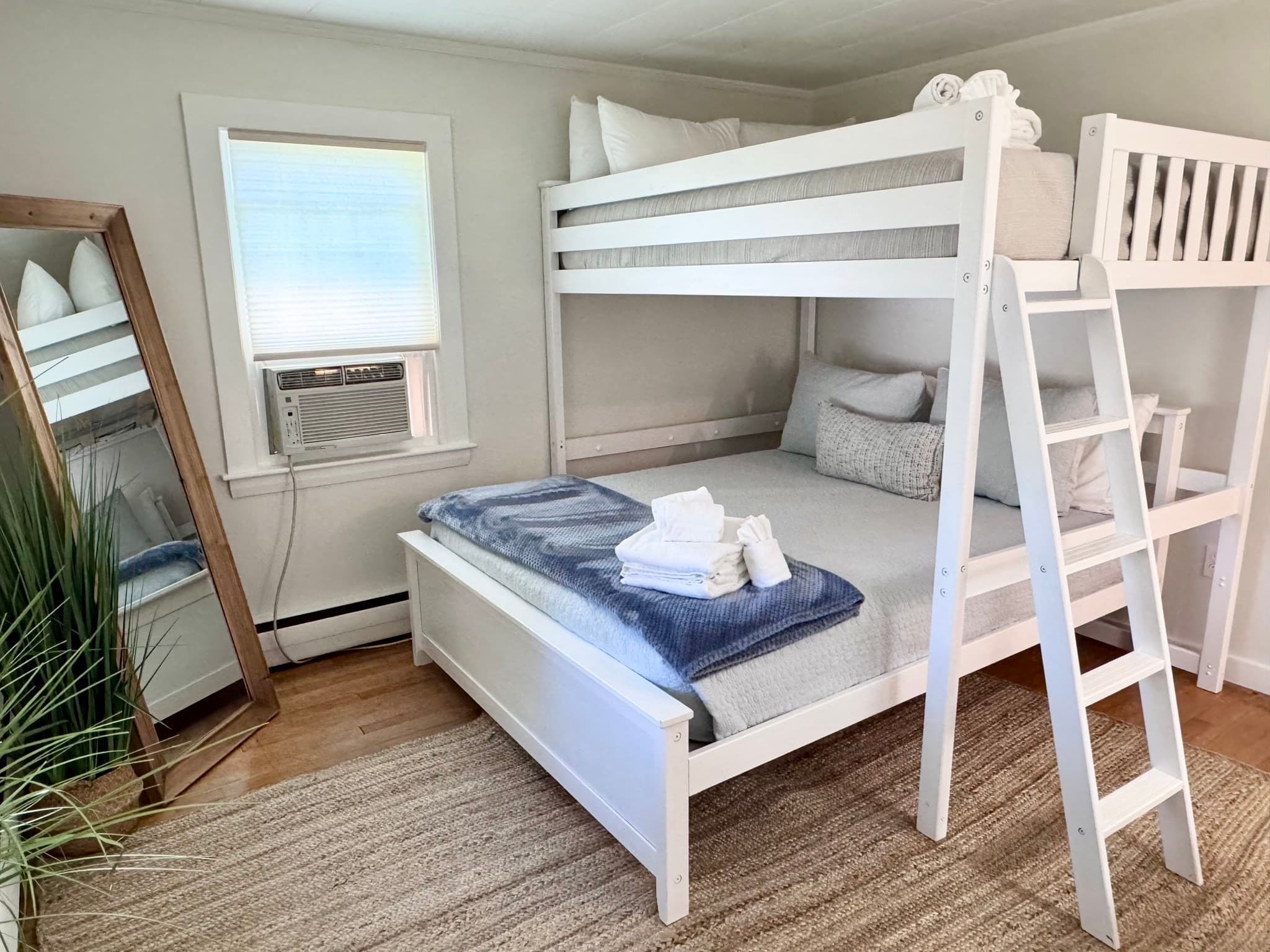Single Family Residence at 42 Vineyard Ave, Barnstable MA 02601, Barnstable, photo 18 of 36