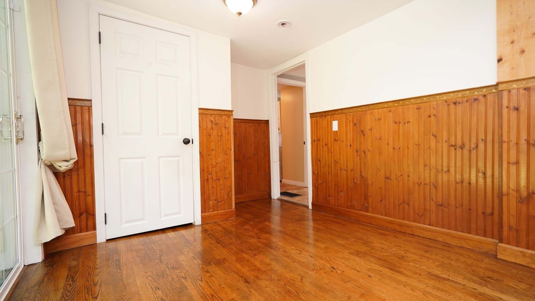 Single Family Residence at 4 Phillips St, Attleboro MA 02703, Attleboro, photo 18 of 42