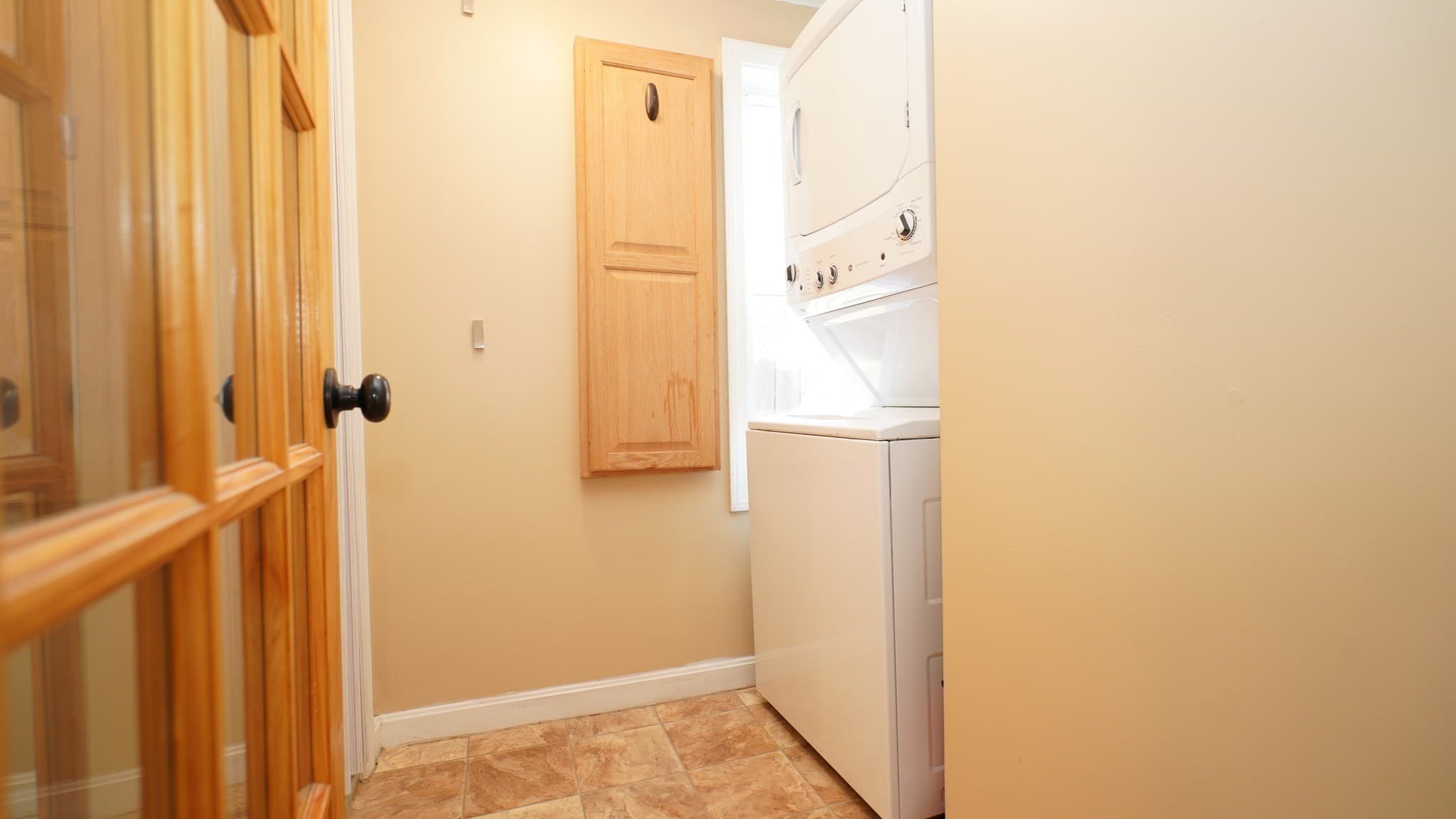 Single Family Residence at 4 Phillips St, Attleboro MA 02703, Attleboro, photo 15 of 42