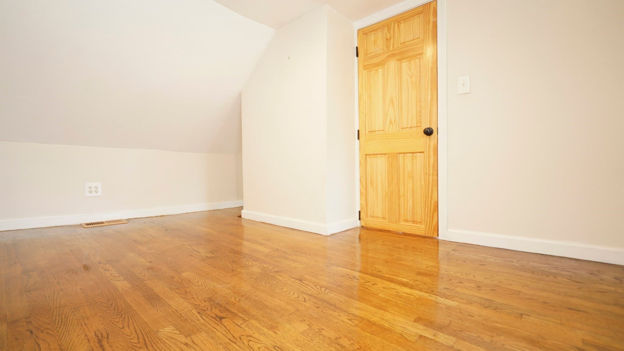 Single Family Residence at 4 Phillips St, Attleboro MA 02703, Attleboro, photo 29 of 42