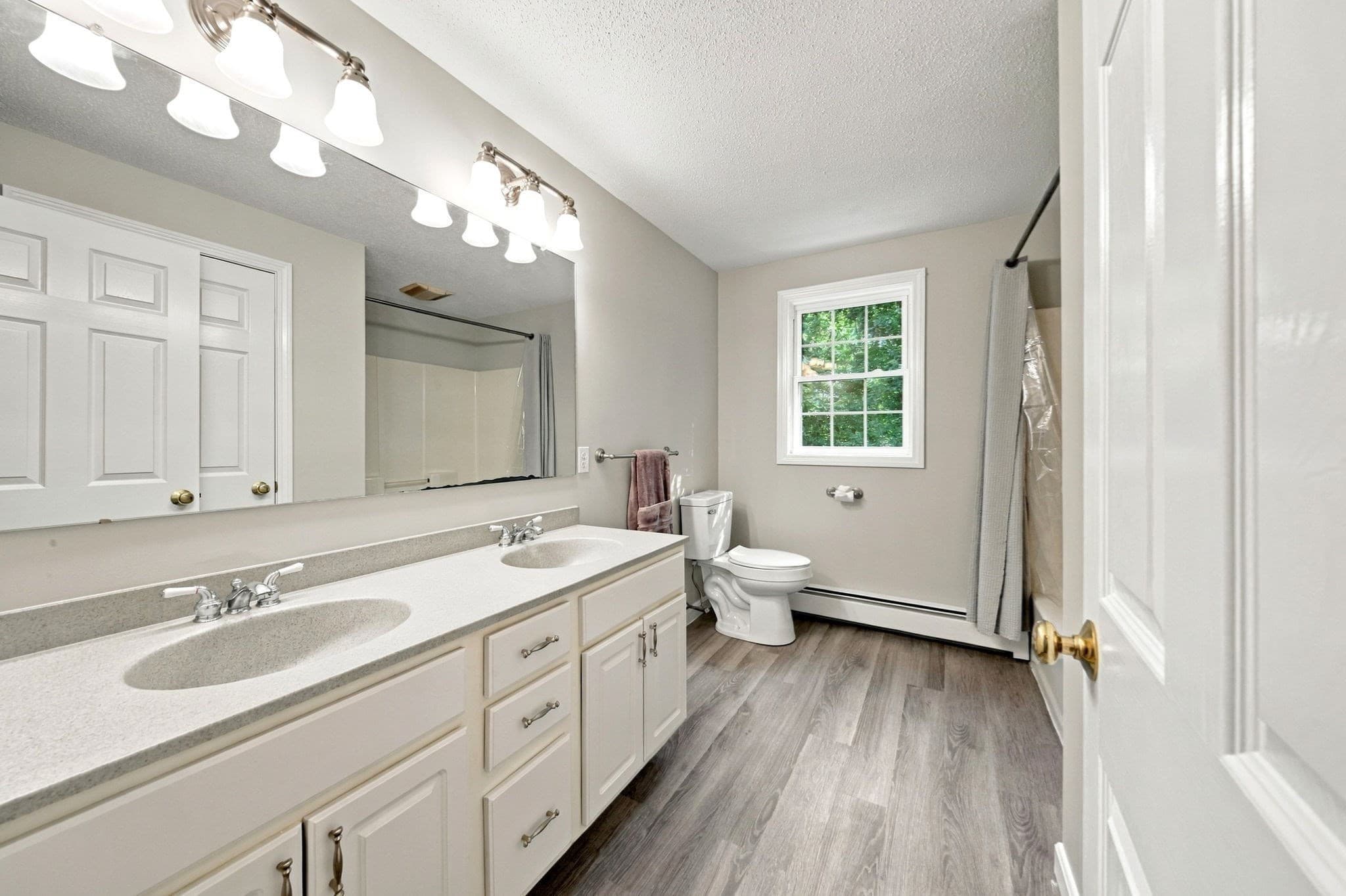 Single Family Residence at 43 Wampanoag Dr, Franklin MA 02038, Franklin, photo 22 of 32