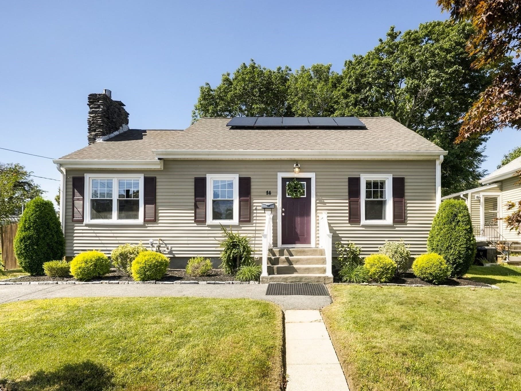 14 Macomber Ave, Dartmouth MA 02747