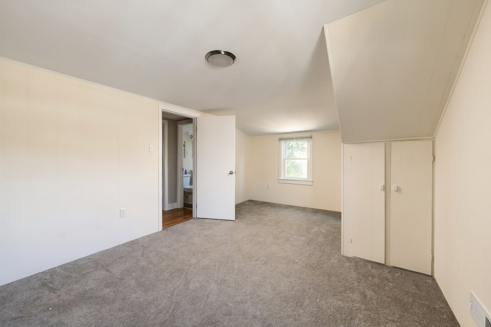 Single Family Residence at 14 Macomber Ave, Dartmouth MA 02747, Dartmouth, photo 25 of 38
